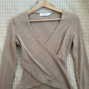 ASTR Women's Beige V-Neck Wrap Sweater